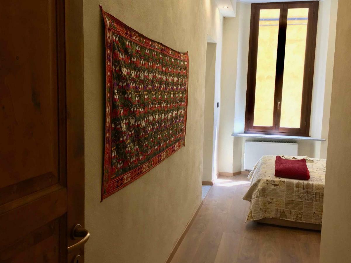 Lovely Apartments Barra Di Ferro Centro Storico Cuneo Luaran gambar